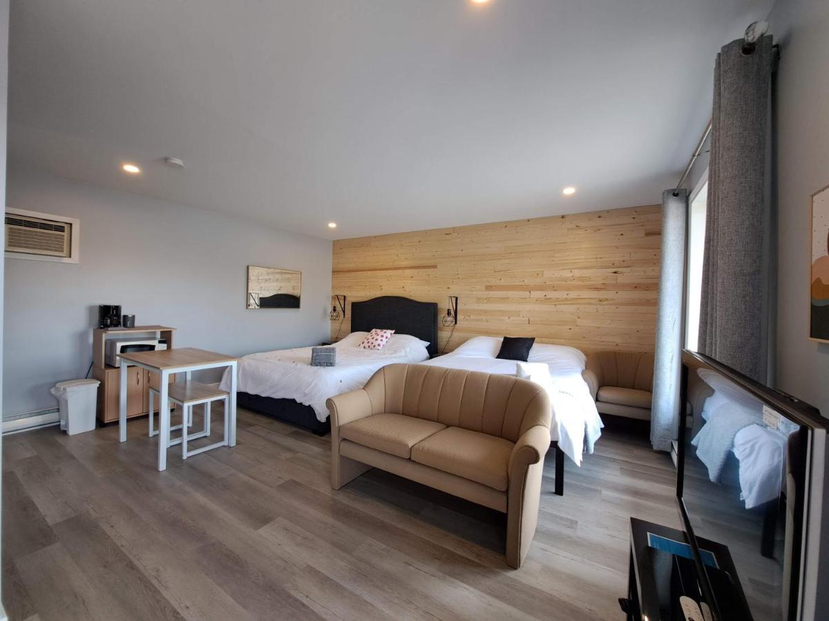 Ferienwohnung Habitations Zenith Sainte-Anne-de-Beaupré Exterior foto